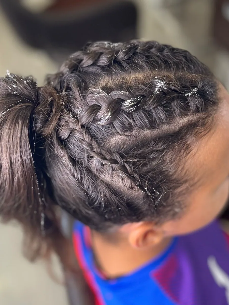 Tresses attachées